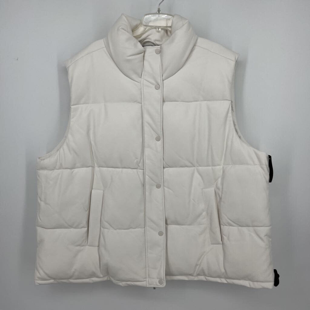 Andrew Marc Sport, Andrew Marc Sport Vest