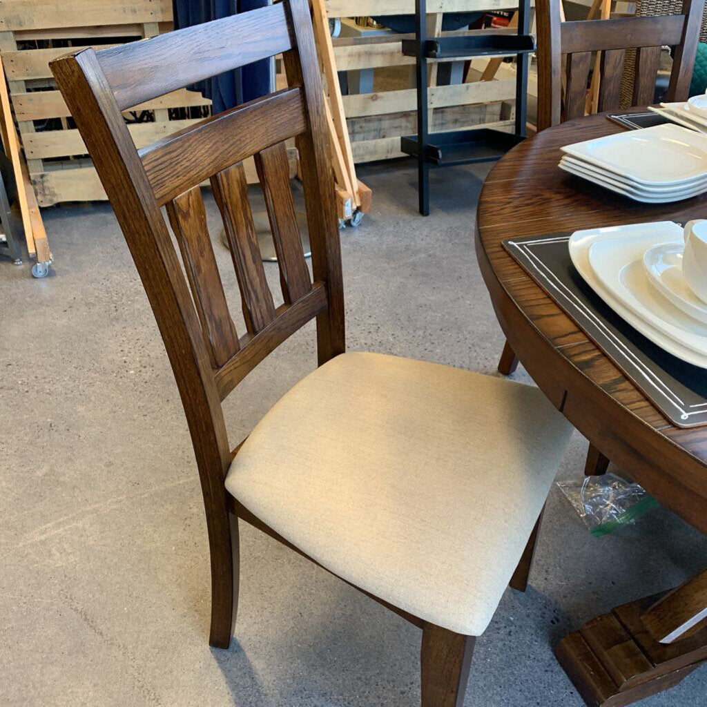 Kingston Gre, Dining Table & 4 Chairs