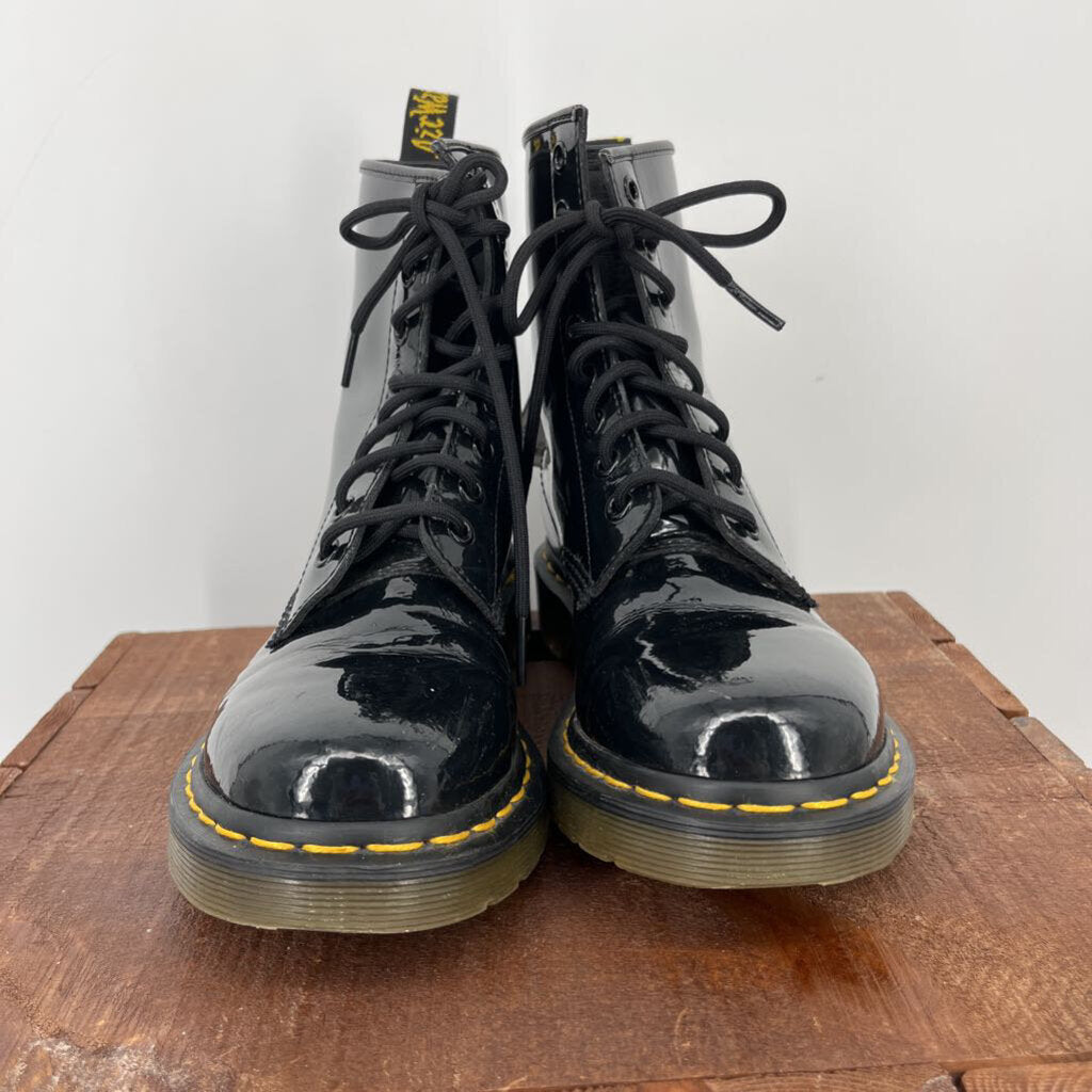 Dr Martens, Dr Marten Lace Up Boots