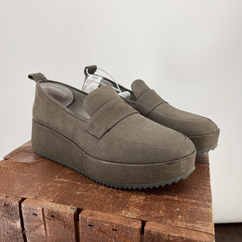 Eileen Fisher, Eileen Fisher Suede Loafer AS IS