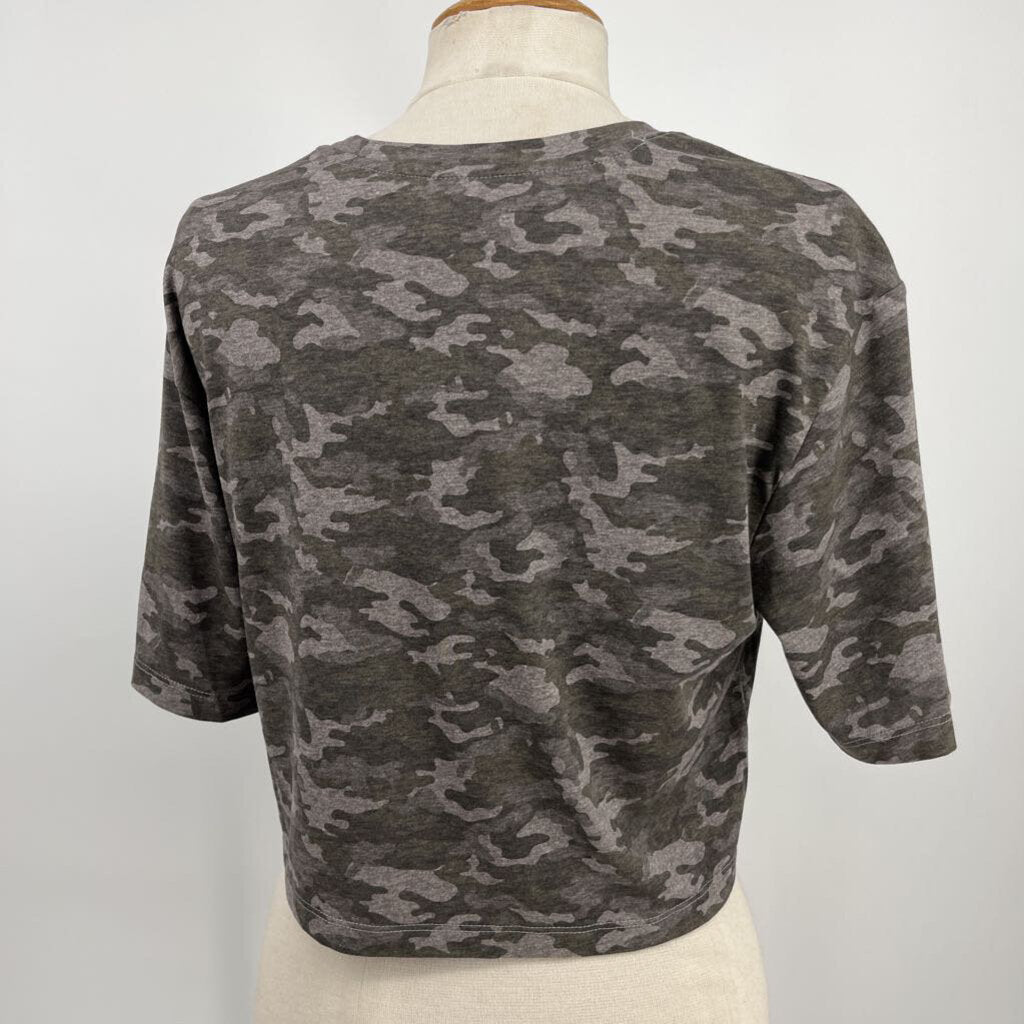 Fabletics, Fabletics Crop Camo Tee Shirt