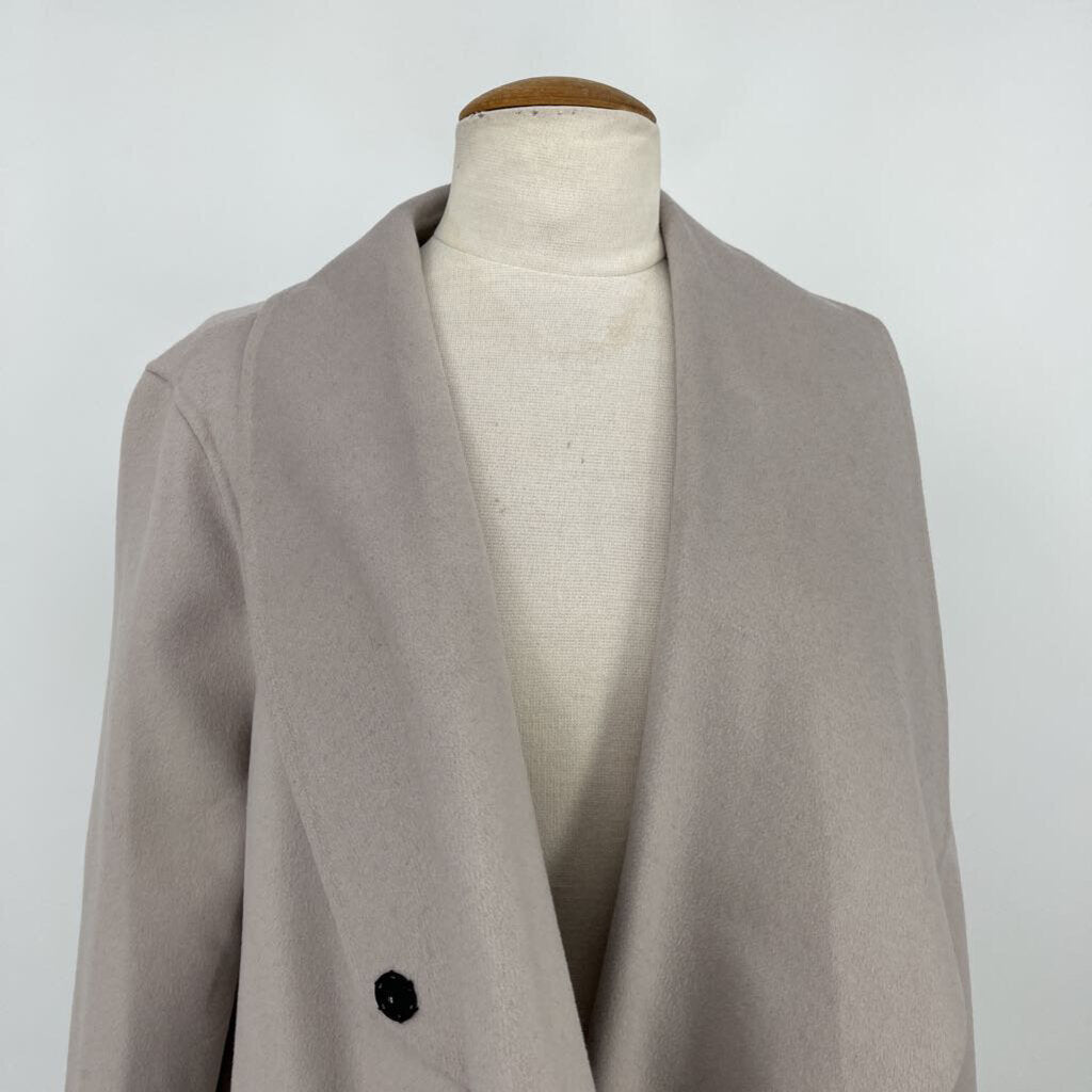 Lamarque, Lamarque Coat