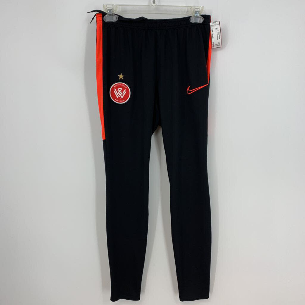 Nike, Nike FC Wanderers Pants