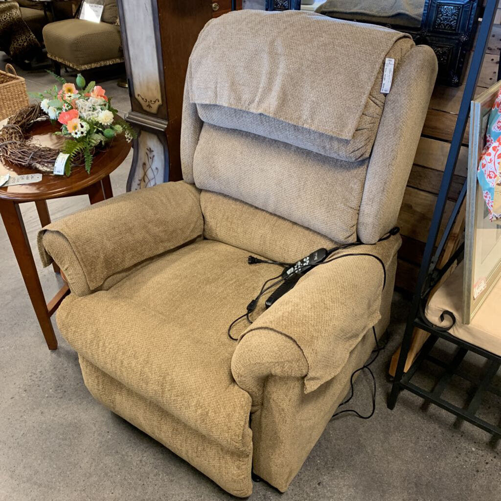 Amanda's Exchange Consignment, Reclinging Lift Chair