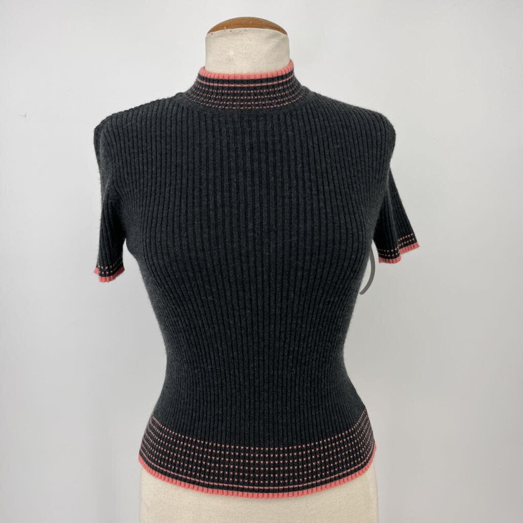 Tahari, Tahari Sweater