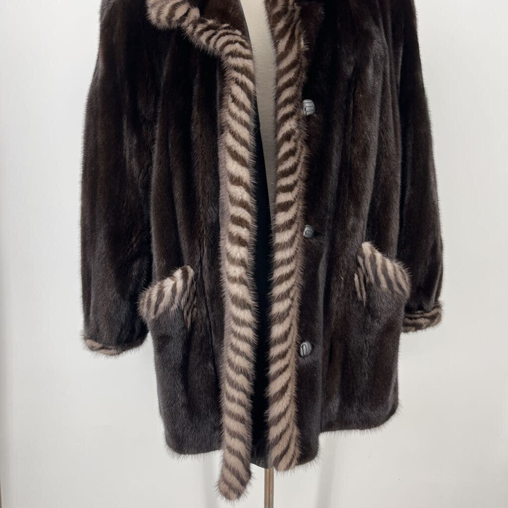 Toledo Furs, Toledo Furs Inc. Fur Coat