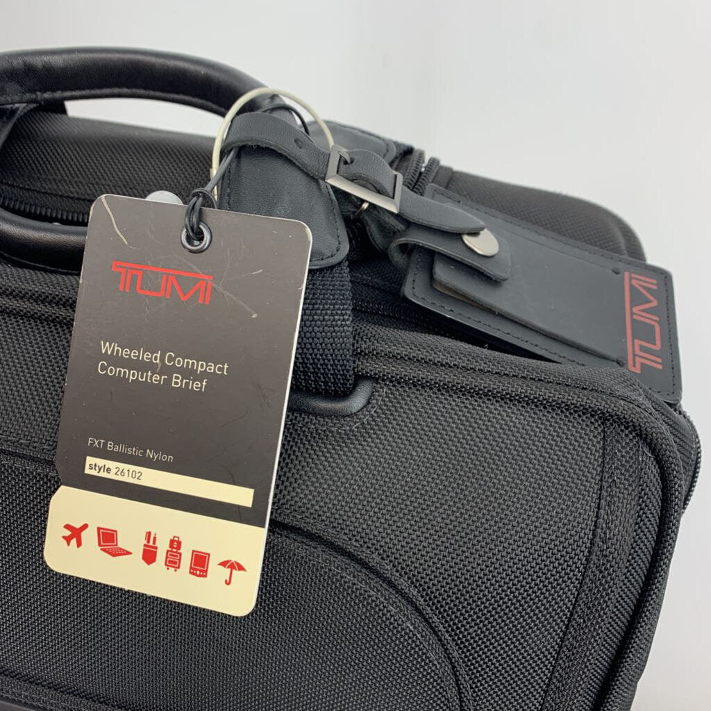 Tumi, Tumi Carryon